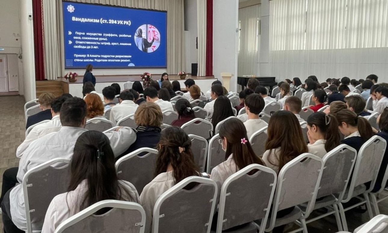 Біздің мектебімізде 9–11 сынып оқушыларына арналған маңызды әрі танымдық кездесу өтті.